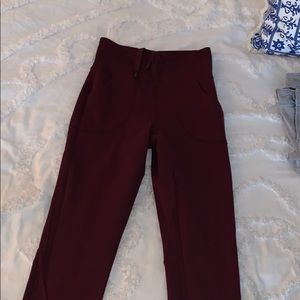 Maroon leggings